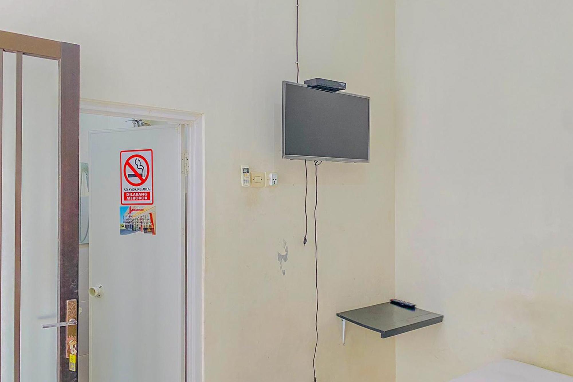 Reddoorz Syariah Near Universitas Muhammadiyah Jembel Exteriér fotografie
