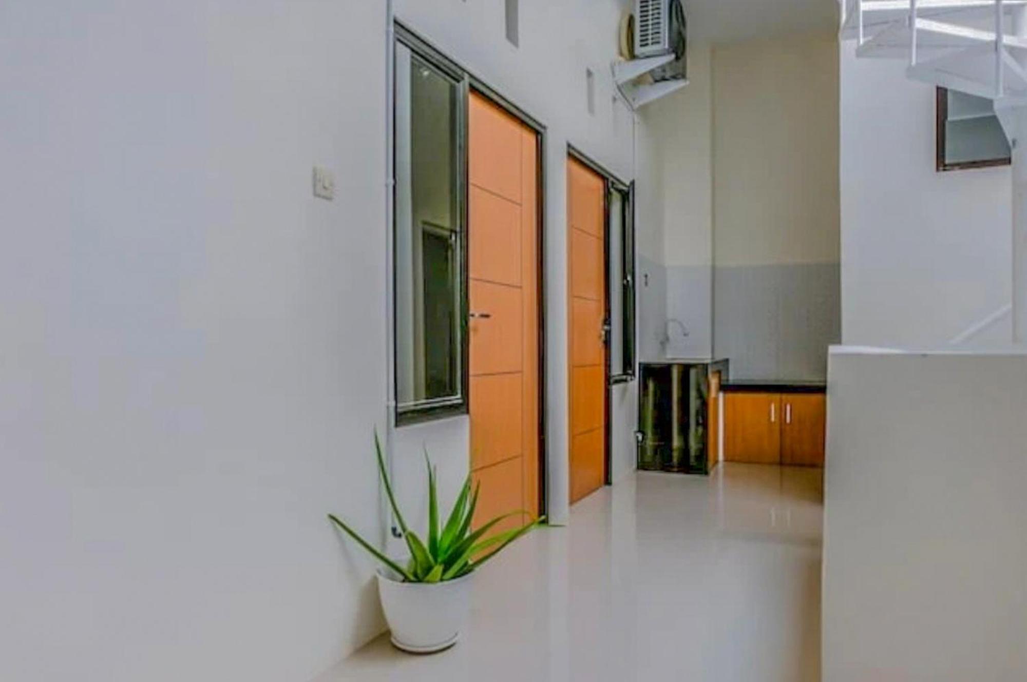Reddoorz Syariah Near Universitas Muhammadiyah Jembel Exteriér fotografie